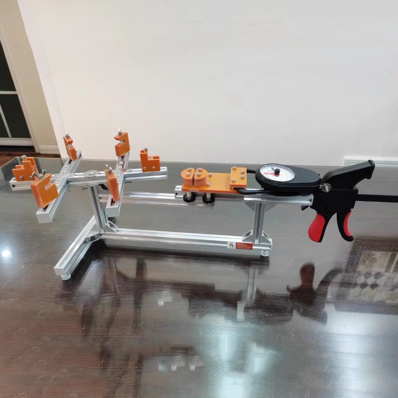 Diy Automation - 2025Macchina per incordare la racchetta da