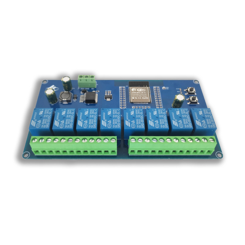 Scheda di sviluppo ESP32 DC5-3 - Relay 8 Channel Board recensione e prezzo